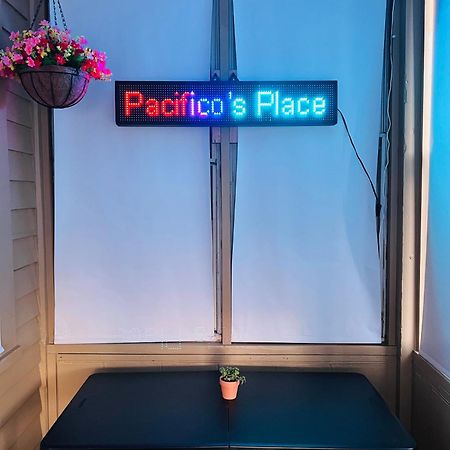 Pacifico'S Place “2C” Hotell Hartford Eksteriør bilde