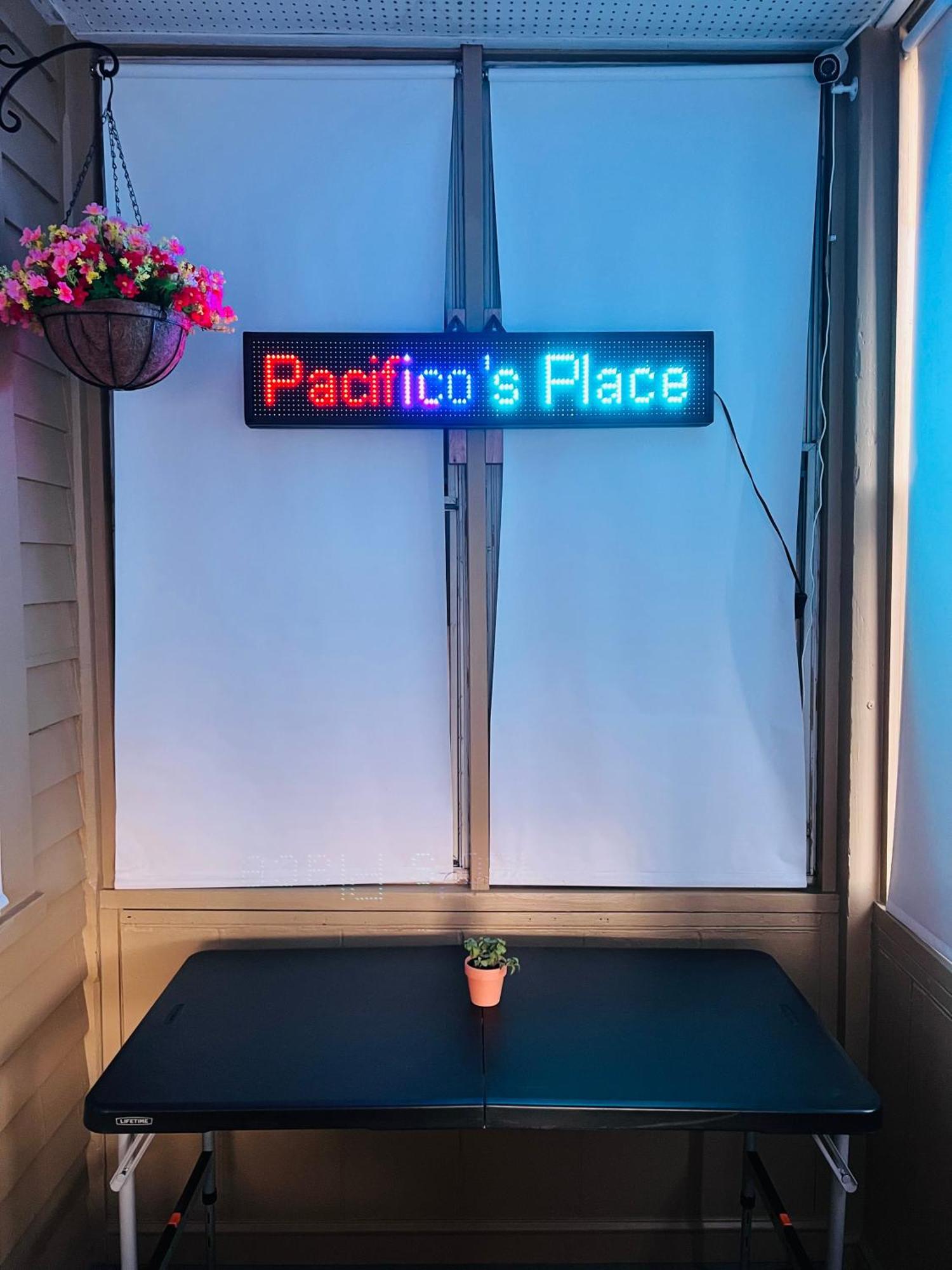 Pacifico'S Place “2C” Hotell Hartford Eksteriør bilde